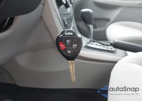 2013 Toyota Corolla L z USA, uszkodzony, nr VIN 2T1BU4EE3DC105166